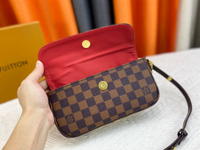 Bolsa Pochette LV